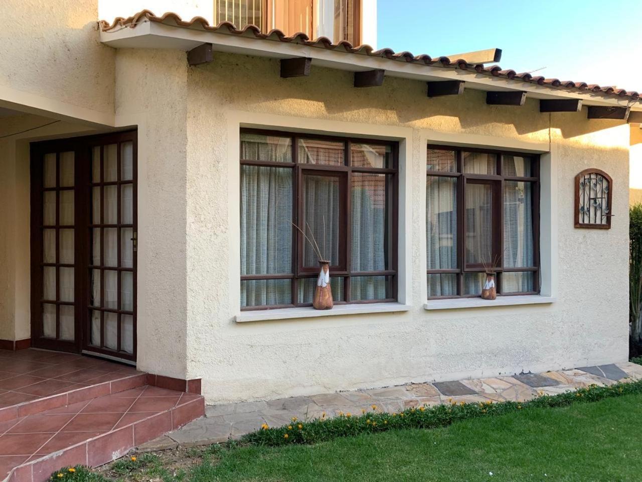 Apartamento Con Jardin Cochabamba Luaran gambar