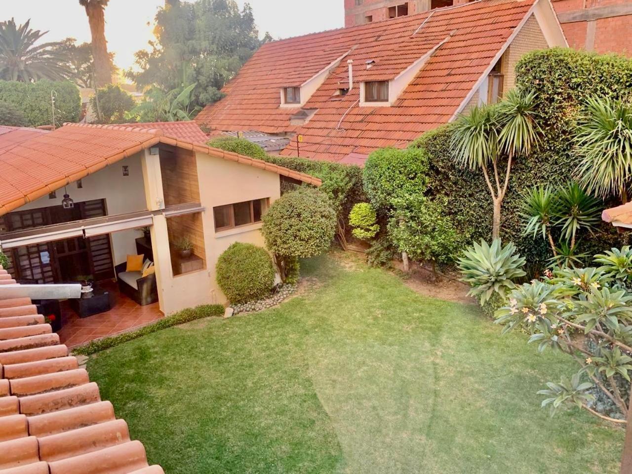 Apartamento Con Jardin Cochabamba Luaran gambar