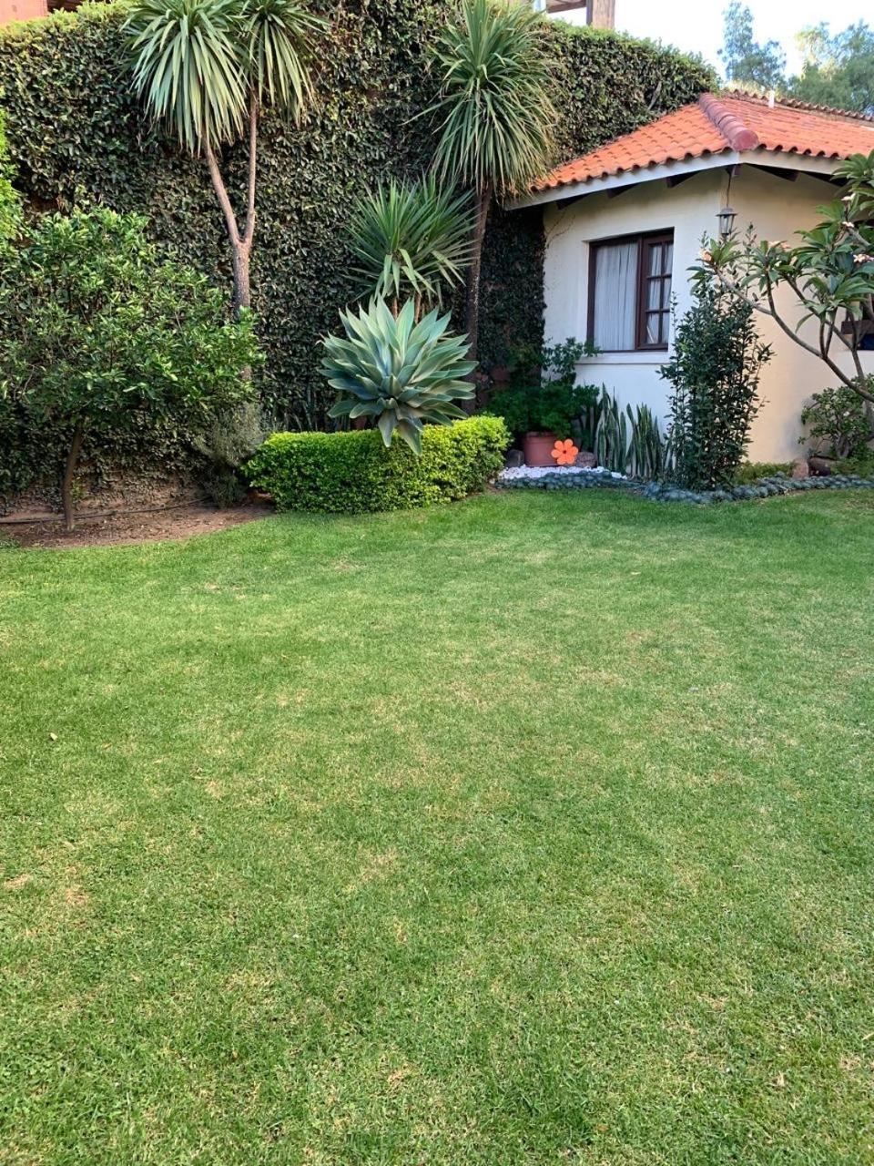Apartamento Con Jardin Cochabamba Luaran gambar