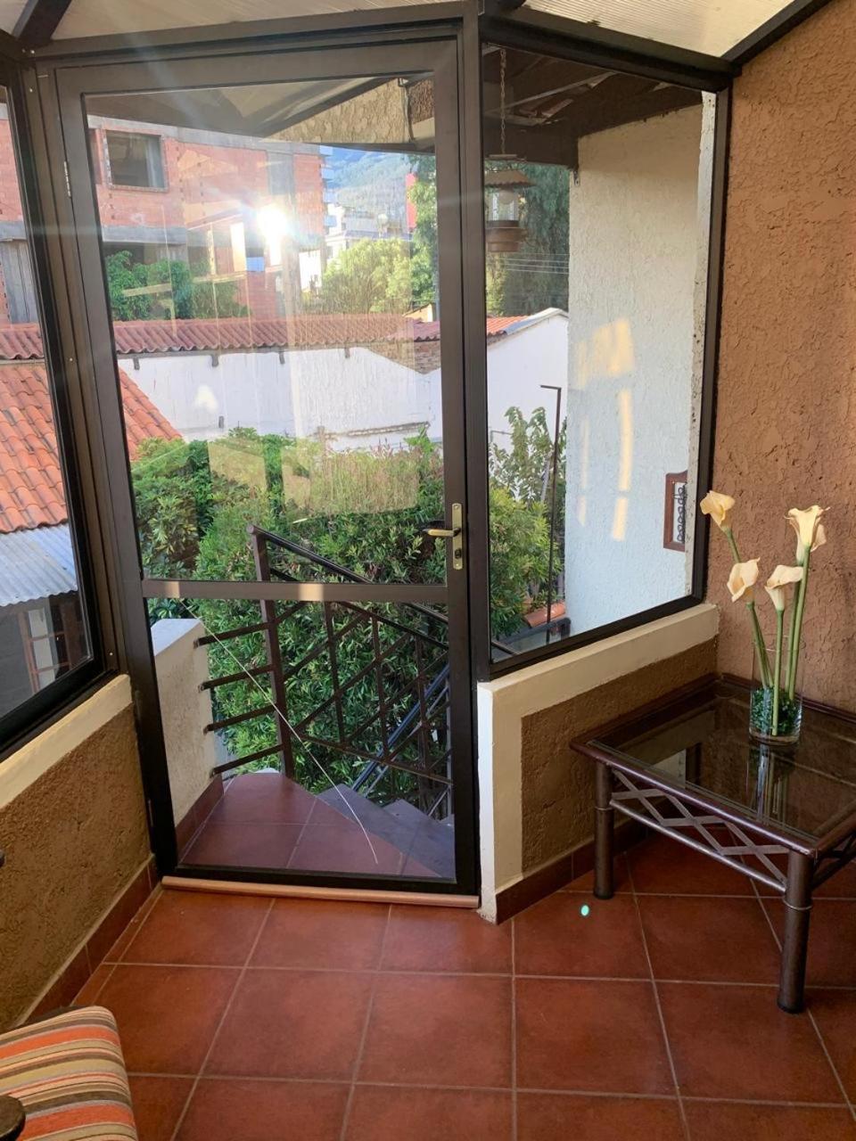 Apartamento Con Jardin Cochabamba Luaran gambar