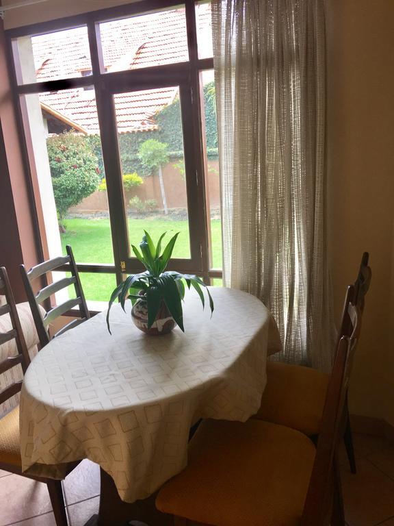 Apartamento Con Jardin Cochabamba Luaran gambar